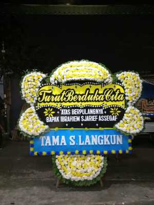 Papan Bunga Duka di Suka Indah